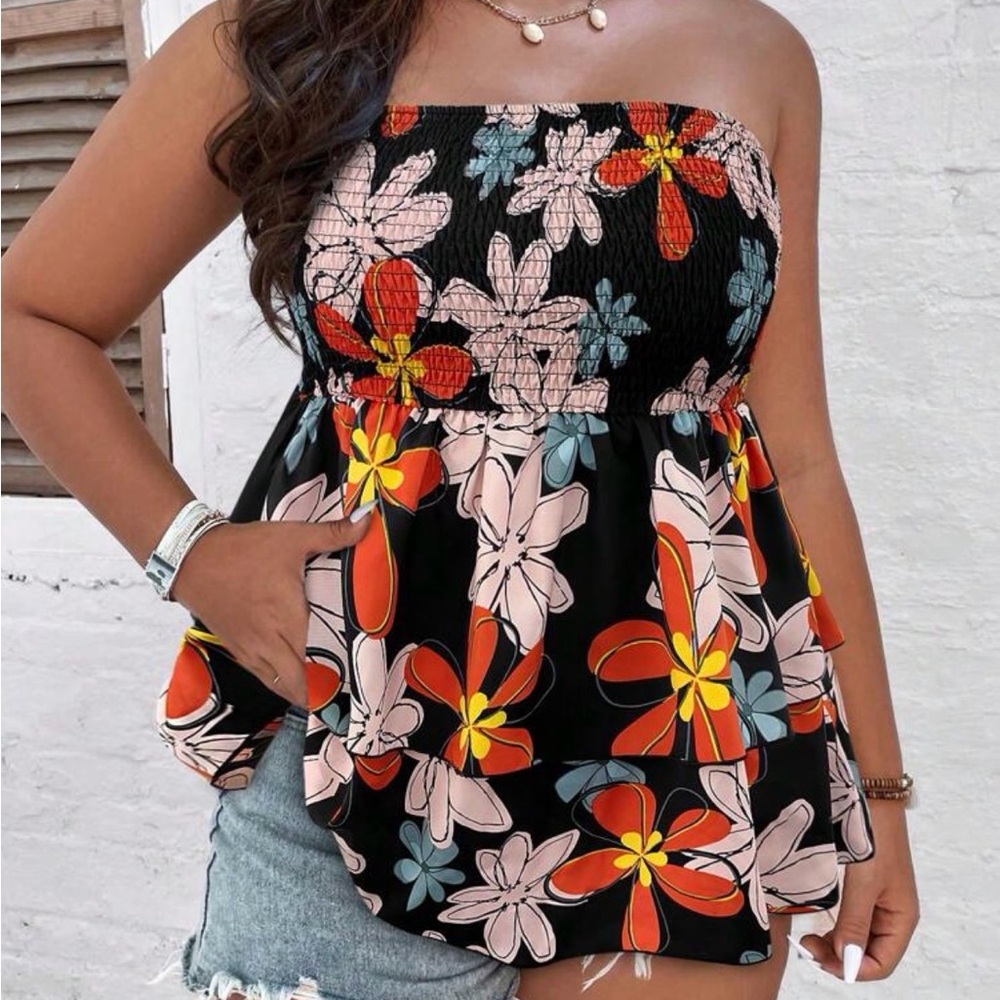 SHEIN Multicolor Floral Strapless Top